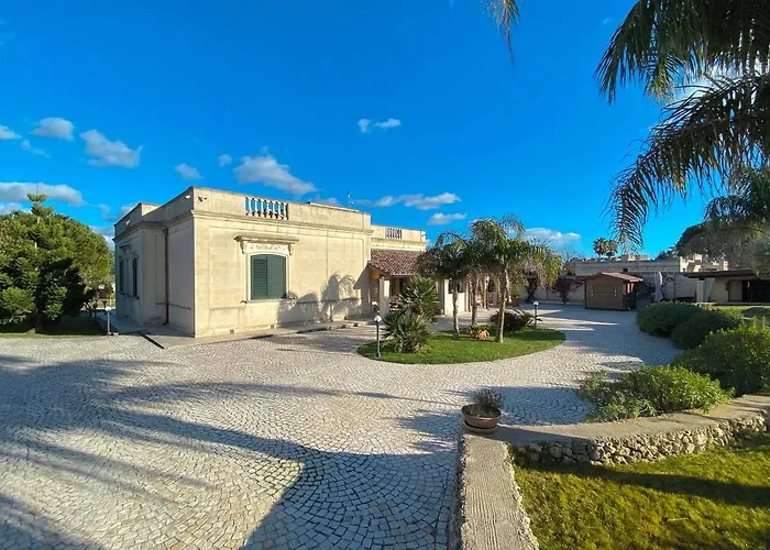 Villa Nicrys by Perle di Puglia