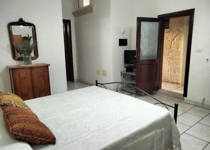 Casetta del’600 in antico ortale salentino